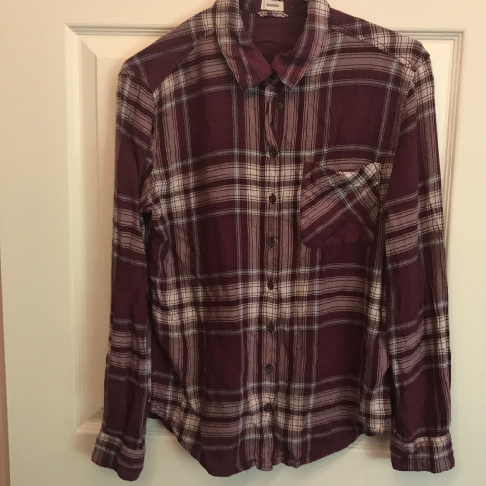 ⭐️ Plaid shirt 2/30$